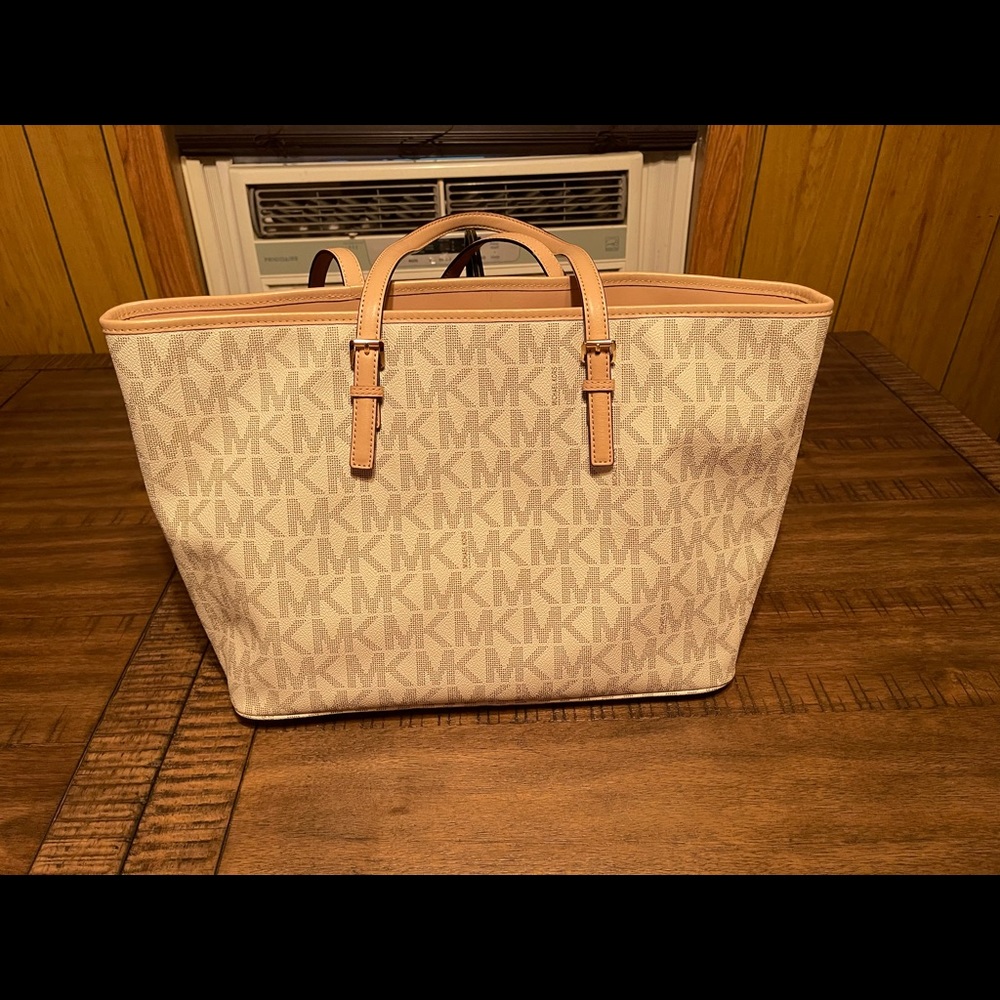 Michael Kors Tote